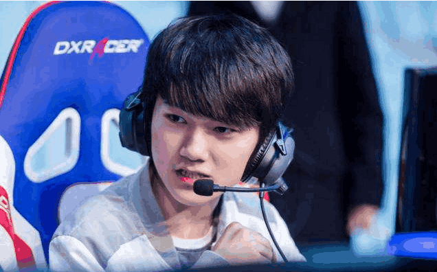 LPL夏季赛W1D3：Angel对位Scout，新人Glfs挑战Tarzan