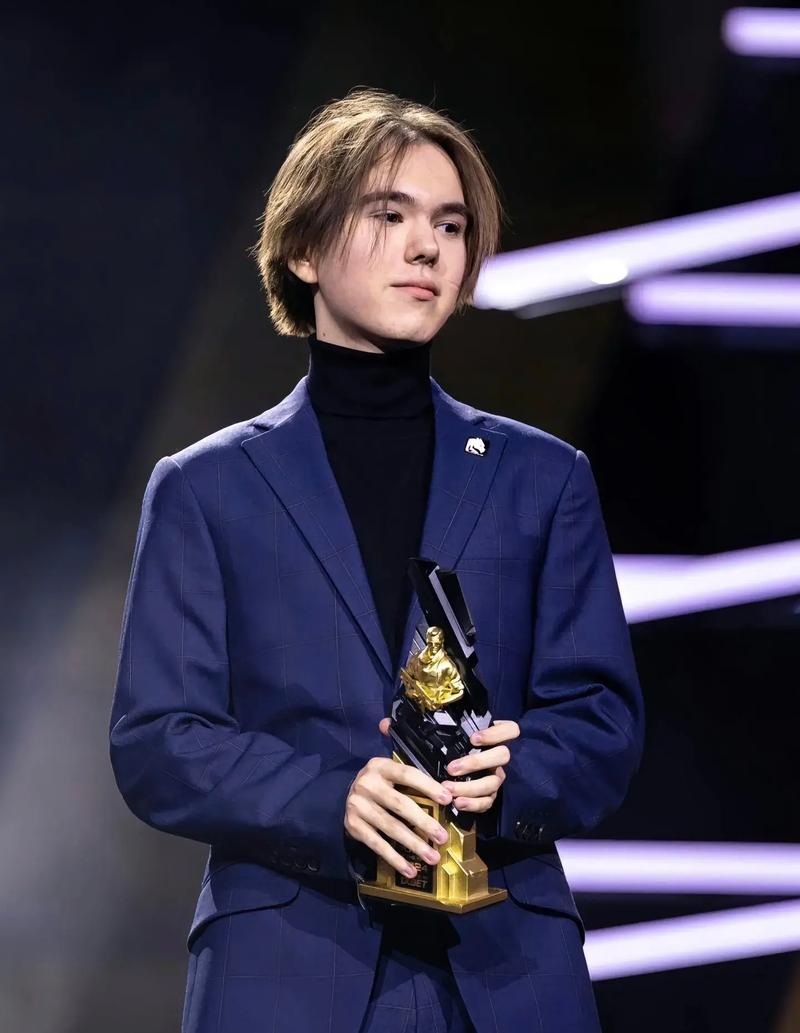 pain , 3DMAX , MIBR , GamerLegion 在 IEM Katowice 2025 预选赛中赢得了他们的首场比赛